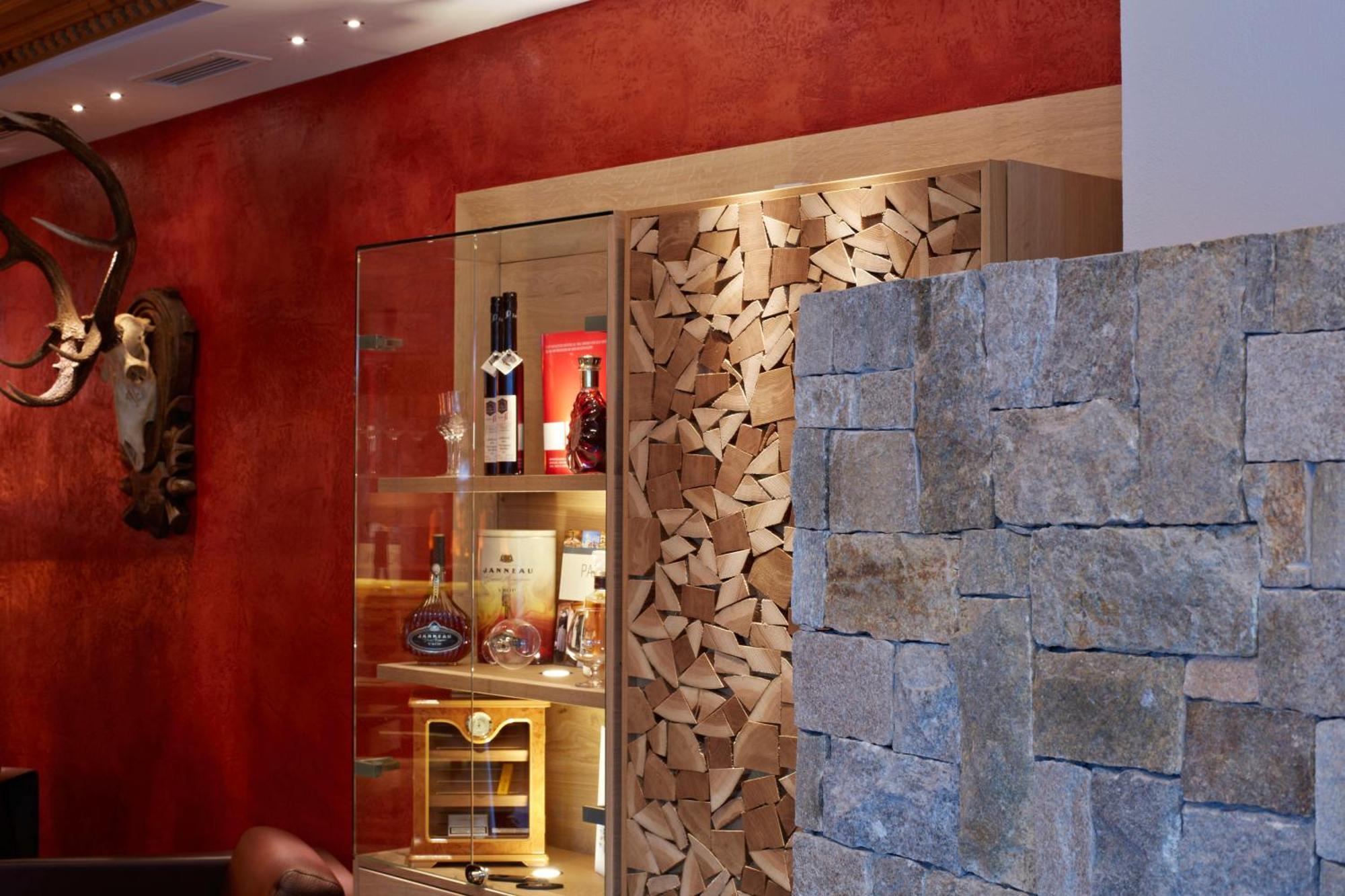 Hotel Tirol Ишгъл Екстериор снимка