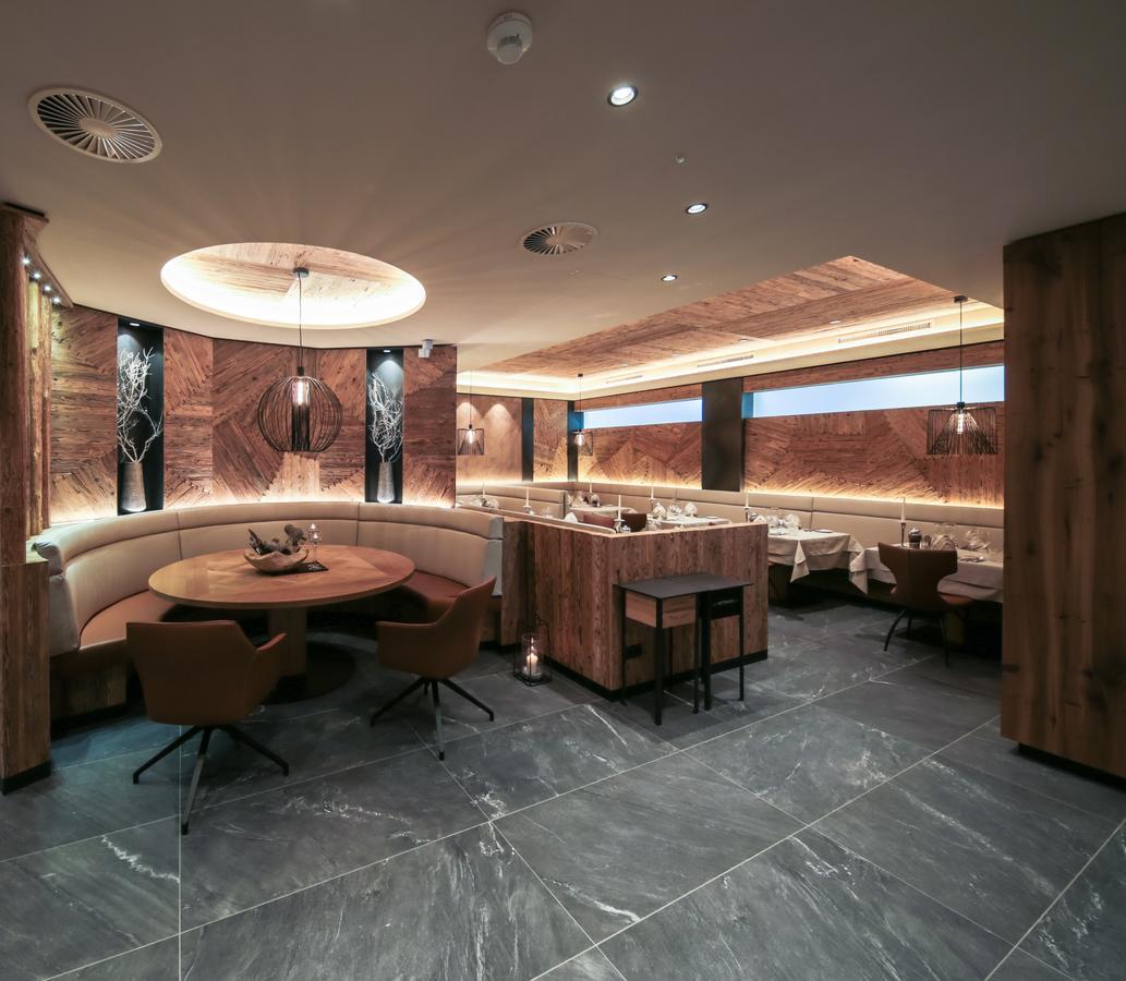 Hotel Tirol Ишгъл Екстериор снимка